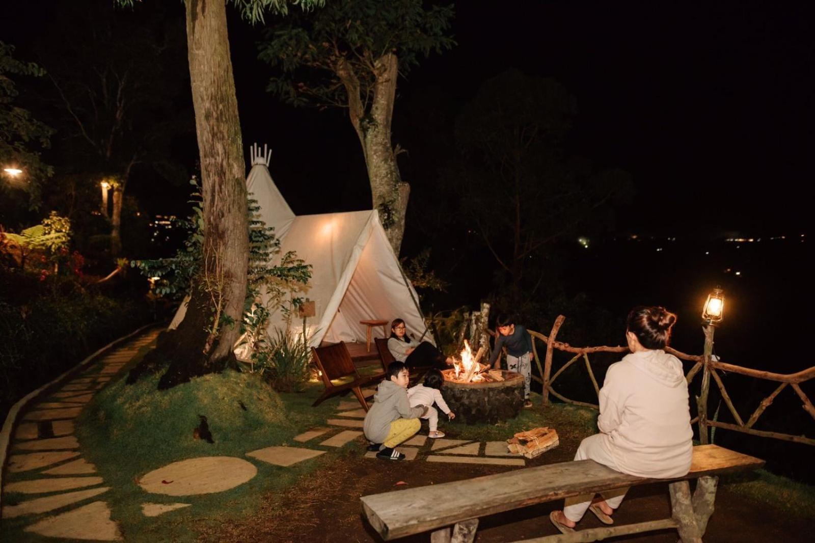 Alam Caldera Camp & Resto