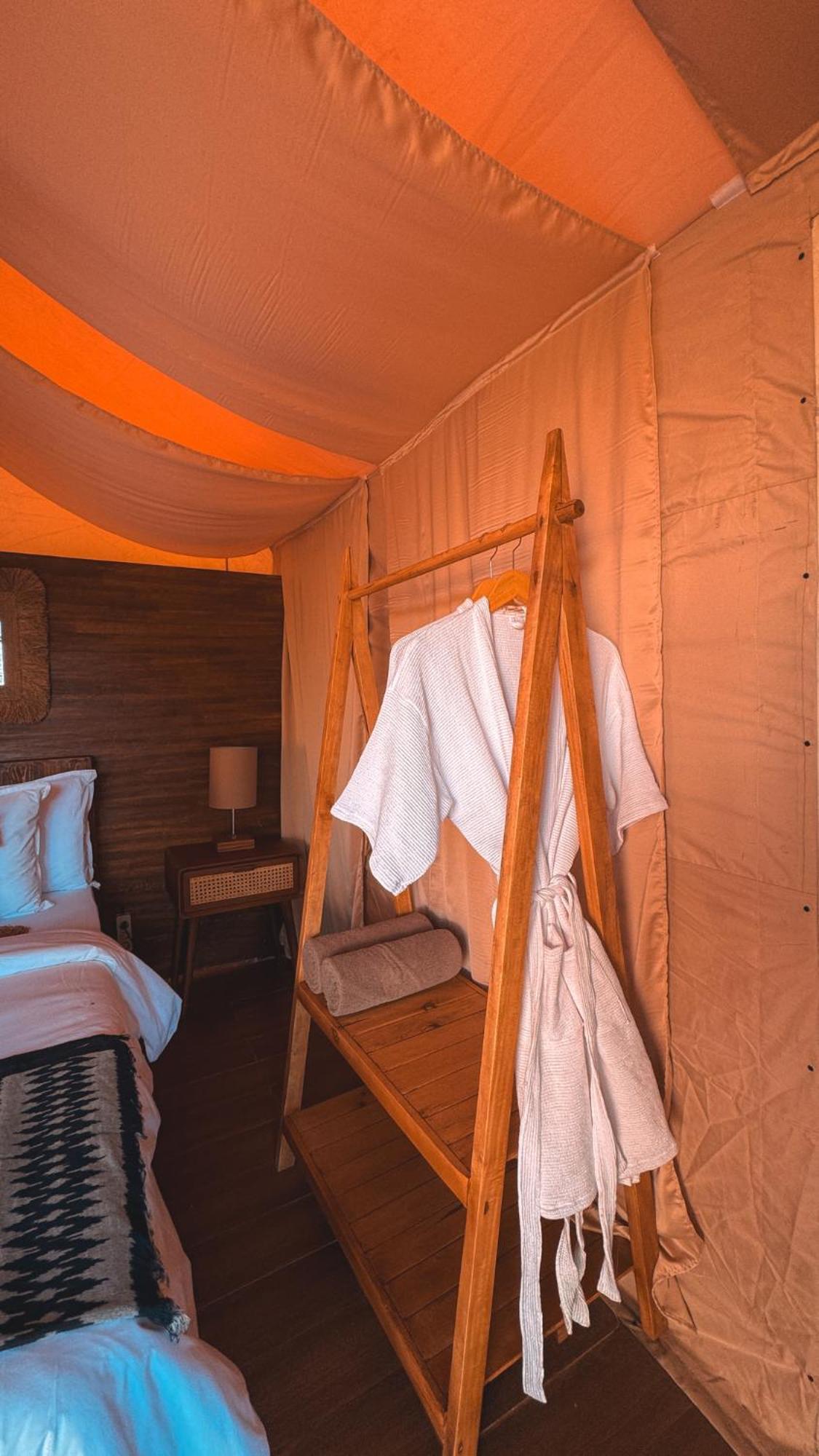 Luxury tent Alam Caldera Camp & Resto *